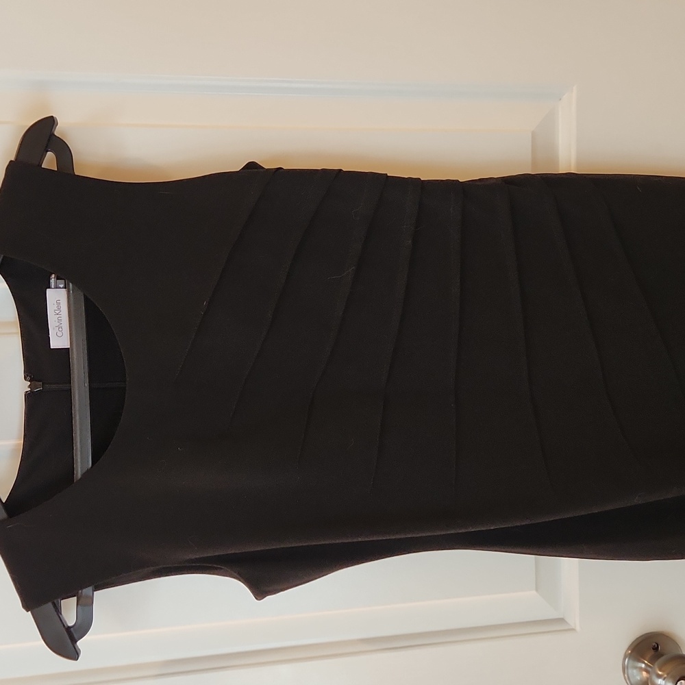 Calvin Klein Size 4 Black Dress - Picture 2 of 4